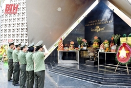 Công an tỉnh Thanh Hoá tổ chức nhiều hoạt động về nguồn và hướng về chiến sĩ, đồng bào Điện Biên