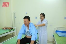 Bác sĩ Lê Thị Vinh - gương sáng ngành y