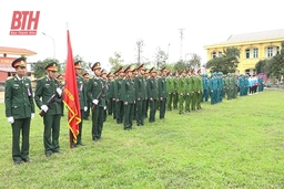Lực lượng vũ trang huyện Vĩnh Lộc học tập và làm theo Bác