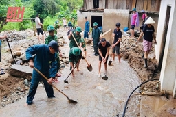 Thắm tình quân dân nơi biên giới