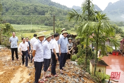 Chủ tịch UBND tỉnh Đỗ Minh Tuấn kiểm tra công tác phòng, chống thiên tai tại huyện Bá Thước, Cẩm Thủy