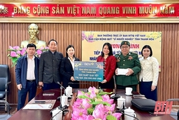 BIDV Thanh Hóa trao 500 suất quà tết cho người nghèo