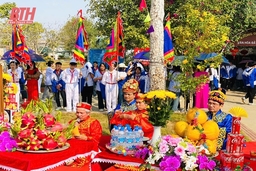 Lễ dựng cây nêu ngày Tết tại Di sản văn hóa thế giới Thành nhà Hồ