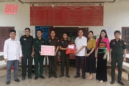 Phụ nữ xã Mường Chanh đồng hành bảo vệ biên giới