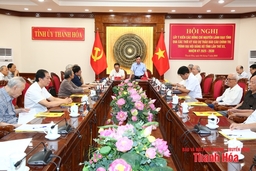 Các đồng chí nguyên lãnh đạo tỉnh góp ý vào dự thảo Báo cáo chính trị trình Đại hội Đảng bộ tỉnh lần thứ XX, nhiệm kỳ 2025-2030