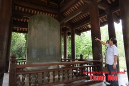 Quản lý, bảo vệ, phát huy giá trị di tích gắn với phát triển du lịch