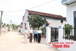 Hiến đất mở đường để phát triển quê hương