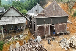 Đẩy nhanh tiến độ xóa nhà tạm trên toàn quốc