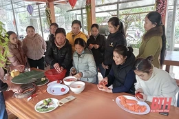 Vai trò nêu gương của cán bộ, đảng viên trong xóa đói, giảm nghèo ở Quan Hóa