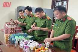Lãnh đạo Bộ Công an khen Công an Thanh Hóa về thành tích triệt phá đường dây sản xuất, buôn bán thuốc giả quy mô lớn