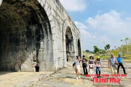 Khai thác giá trị di sản văn hóa để phát triển du lịch: Đã thực sự hiệu quả?
