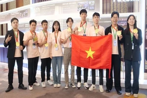 Sinh viên Việt Nam giành 3 giải thưởng tại cuộc thi ICT Huawei 2025