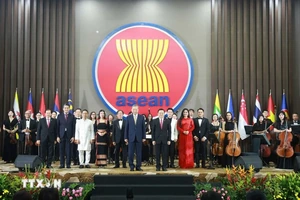 30 năm Việt Nam gia nhập ASEAN: Hình mẫu hội nhập và động lực đổi mới