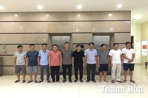 Hối lộ để thông chốt Kiểm lâm, 10 đối tượng bị khởi tố