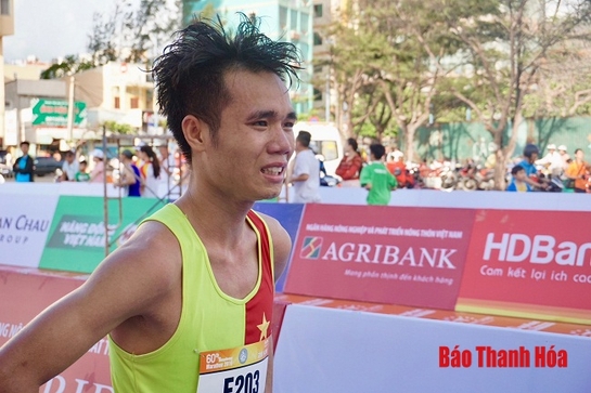 Giải việt dã và marathon báo Tiền Phong:  VĐV Hà Văn Nhật của Thanh Hóa về nhì