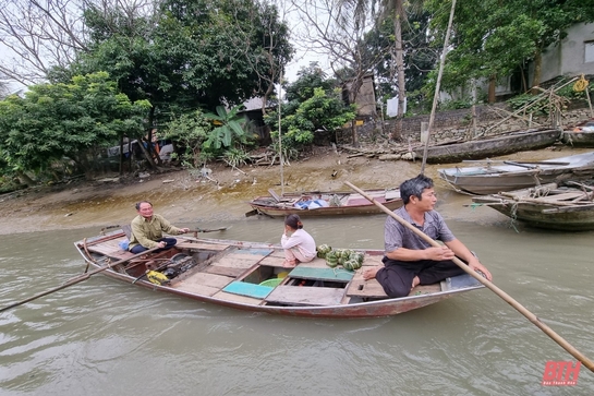 Thiệu Hóa tổ chức thực hiện trình tự, thủ tục đầu tư, xây dựng, miễn giảm tiền sử dụng đất, giao đất và cấp giấy chứng nhận quyền sử dụng đất ở cho đồng bào đang sinh sống trên sông