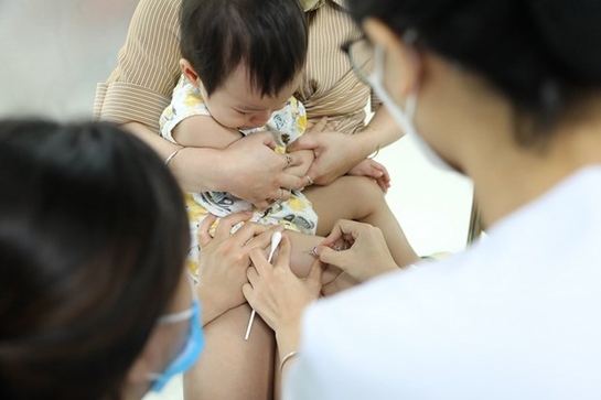Phân bổ 185.000 liều vaccine “5 trong 1” cho 49 tỉnh, thành phố