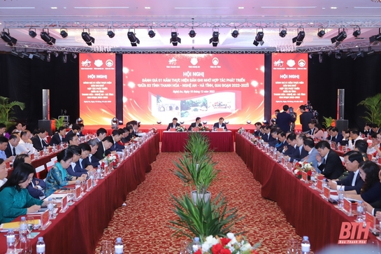 Thanh Hóa - Nghệ An - Hà Tĩnh: Thắt chặt hơn  mối quan hệ hợp tác, đóng góp tích cực, nhanh, mạnh hơn nữa vào sự phát triển của vùng và cả nước