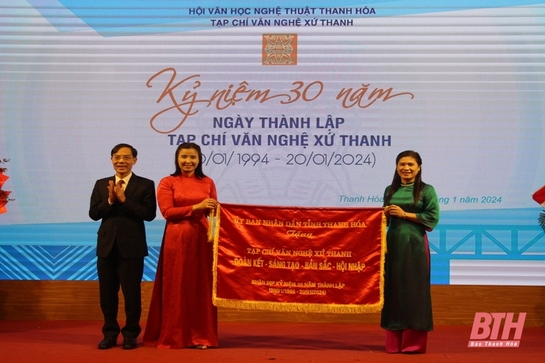 Tạp chí Văn nghệ Xứ Thanh kỷ niệm 30 năm ngày thành lập