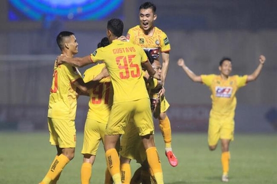 Trận Đông Á Thanh Hoá gặp CLB Hà Nội được áp dụng VAR; Xác định 2 cặp đấu bán kết Asian Cup 2023
