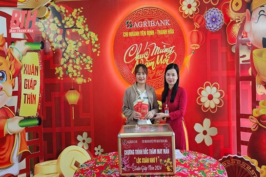 Sôi nổi các hoạt động giao dịch tài chính ngân hàng đầu xuân