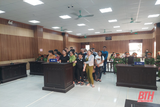 Xét xử sơ thẩm 23 bị cáo trong vụ án “Cướp giật tài sản” xảy ra tại TP Sầm Sơn