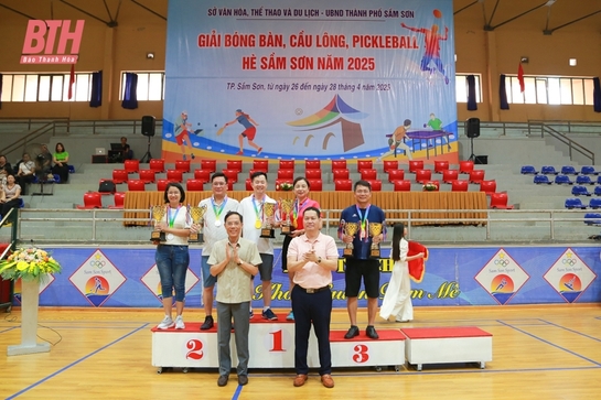 Giải bóng bàn, cầu lông, pickleball  hè Sầm Sơn  diễn ra sôi nổi, hấp dẫn, chuyên môn cao