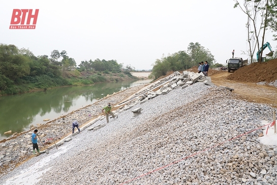 Thạch Thành đẩy nhanh tiến độ thi công dự án phòng chống, khắc phục sự cố thiên tai