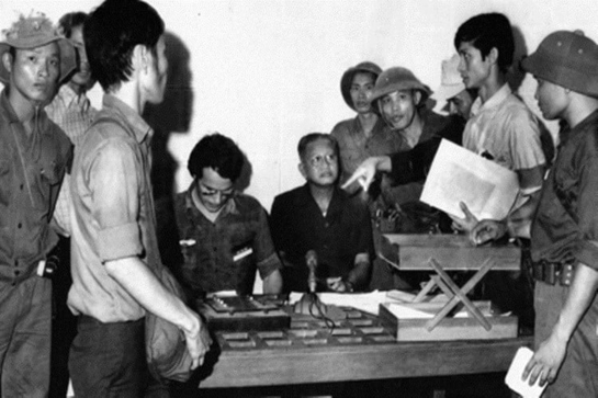 Nghe lại lời tuyên bố đầu hàng của Tổng thống chính quyền Việt Nam Cộng hòa Dương Văn Minh trưa 30/4/1975