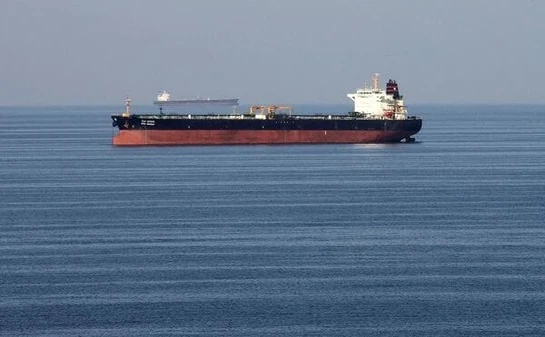 Quốc hội Iran bỏ phiếu ủng hộ việc đóng eo biển Hormuz