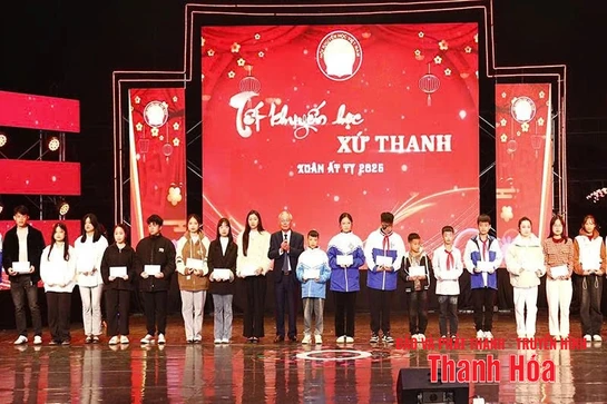 Tạo dựng niềm tin, động lực cho học sinh nghèo hiếu học