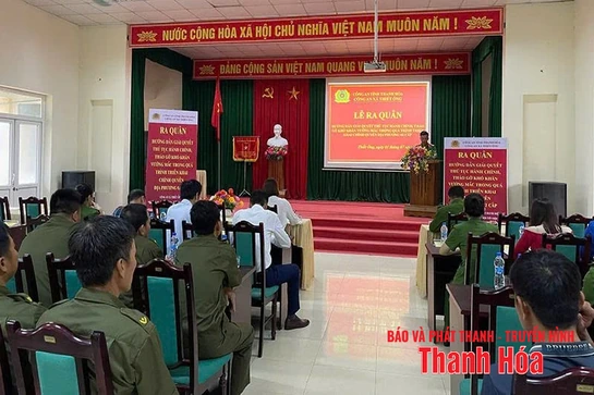 Công an xã Thiết Ống đưa kiến thức pháp luật đến người dân