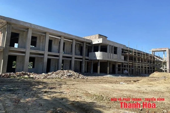 Cát nguyên liệu khan hiếm - doanh nghiệp xây dựng và người dân gặp khó
