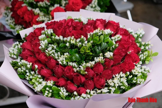 Thị trường quà tặng Valentine… vắng khách