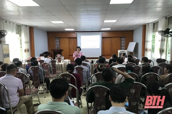Tập huấn can thiệp hỗ trợ người nghiện ma túy cho cán bộ thôn, bản