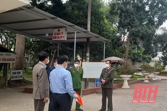 Khẩn trương truy vết các trường hợp liên quan đến ca mắc COVID-19 cộng đồng tại huyện Vĩnh Lộc