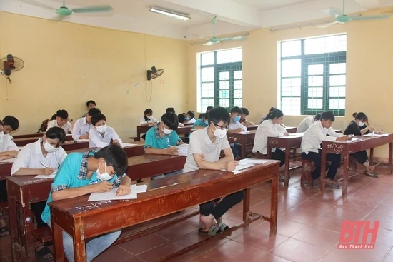 Thanh Hóa: Ngày thi đầu tiên, Kỳ thi tuyển sinh vào lớp 10 THPT diễn ra nghiêm túc, đúng quy chế