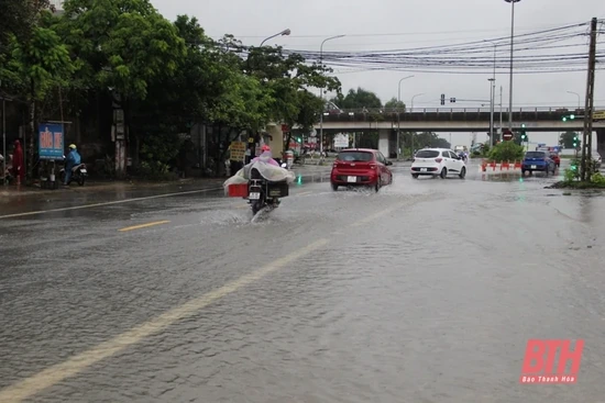 Cảnh báo một mùa mưa bão phức tạp và những khuyến cáo