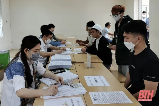 Gần 3.000 người nộp hồ sơ đăng ký dự thi tiếng Hàn theo chương trình EPS trong 2 ngày đầu