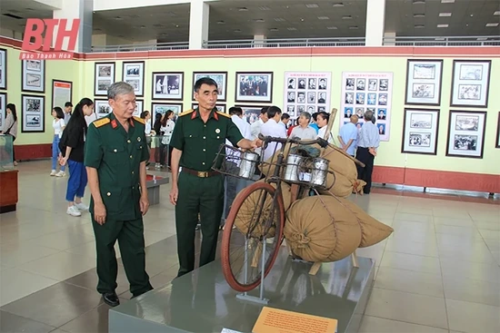 Quân, dân Thanh Hóa một lòng hướng về Điện Biên