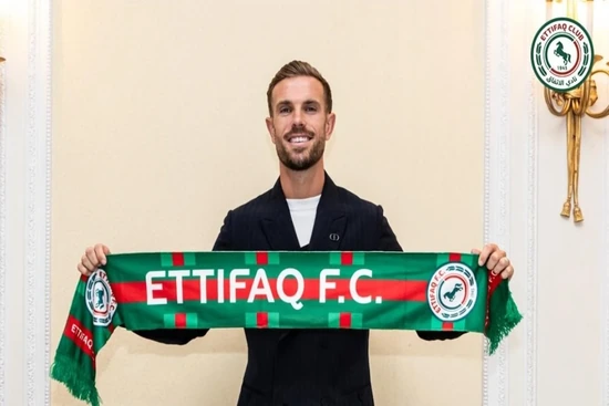 Cuộc “tháo chạy” khỏi Ả Rập Saudi của Jordan Henderson diễn ra như thế nào?