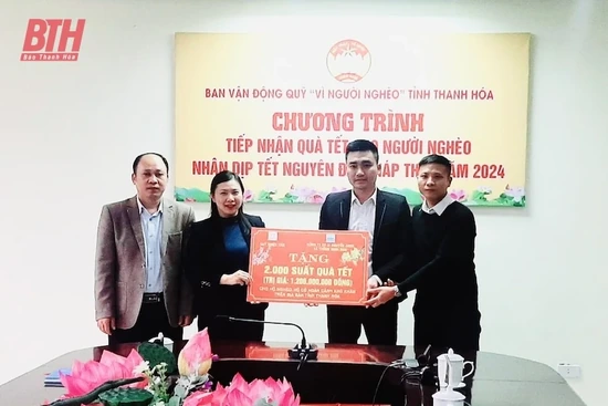 Quỹ Thiện Tâm tặng 3.360  suất quà Tết cho hộ nghèo,  hộ khó khăn