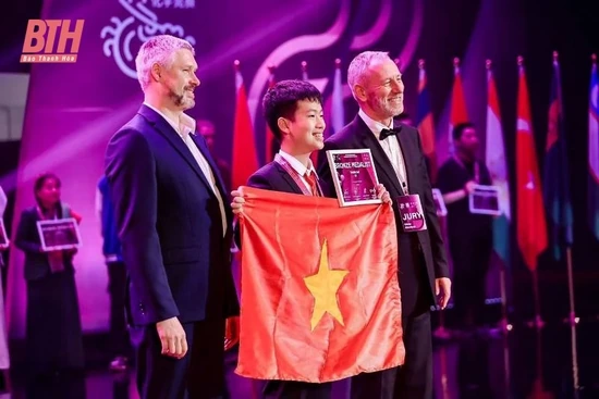 Học sinh Trường THPT Chuyên Lam Sơn giành Huy chương đồng kỳ thi Olympic Hóa học Quốc tế Mendeleev