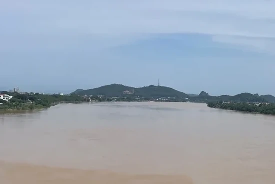 Phát lệnh báo động II trên sông Yên