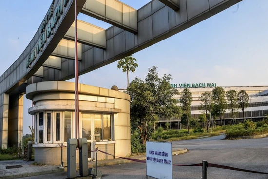 Bà Nguyễn Thị Kim Tiến trực tiếp ký quyết định liên quan BV Bạch Mai, Việt Đức