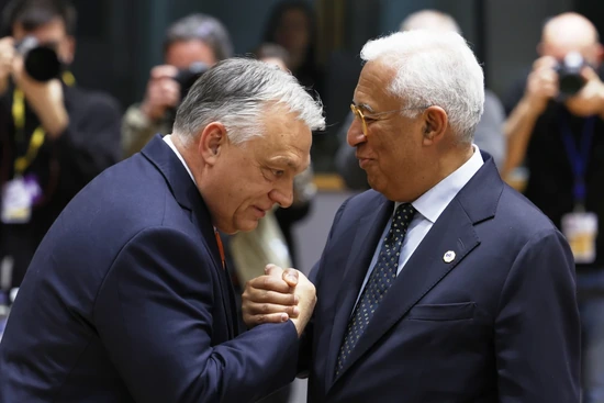 Hungary bắt đầu trưng cầu dân ý về việc Ukraine gia nhập EU