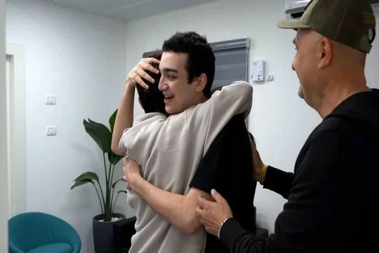 Phong trào Hamas trả tự do cho con tin cuối cùng mang quốc tịch Mỹ