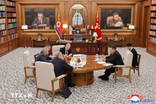 KCNA: Triều Tiên và Nga thảo luận “các vấn đề quan trọng”