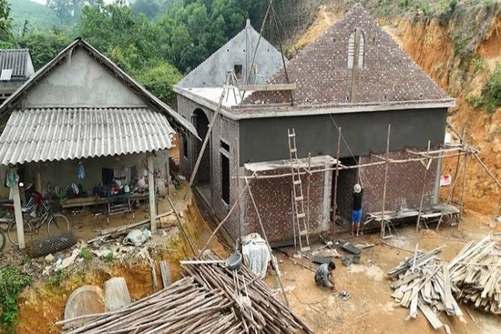 Đẩy nhanh tiến độ xóa nhà tạm trên toàn quốc