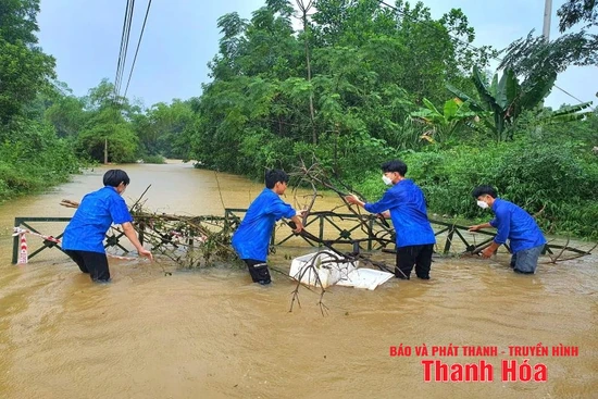 Thành lập đội “Thanh niên tình nguyện xung kích” tại các xã, phường hỗ trợ công tác phòng, chống bão